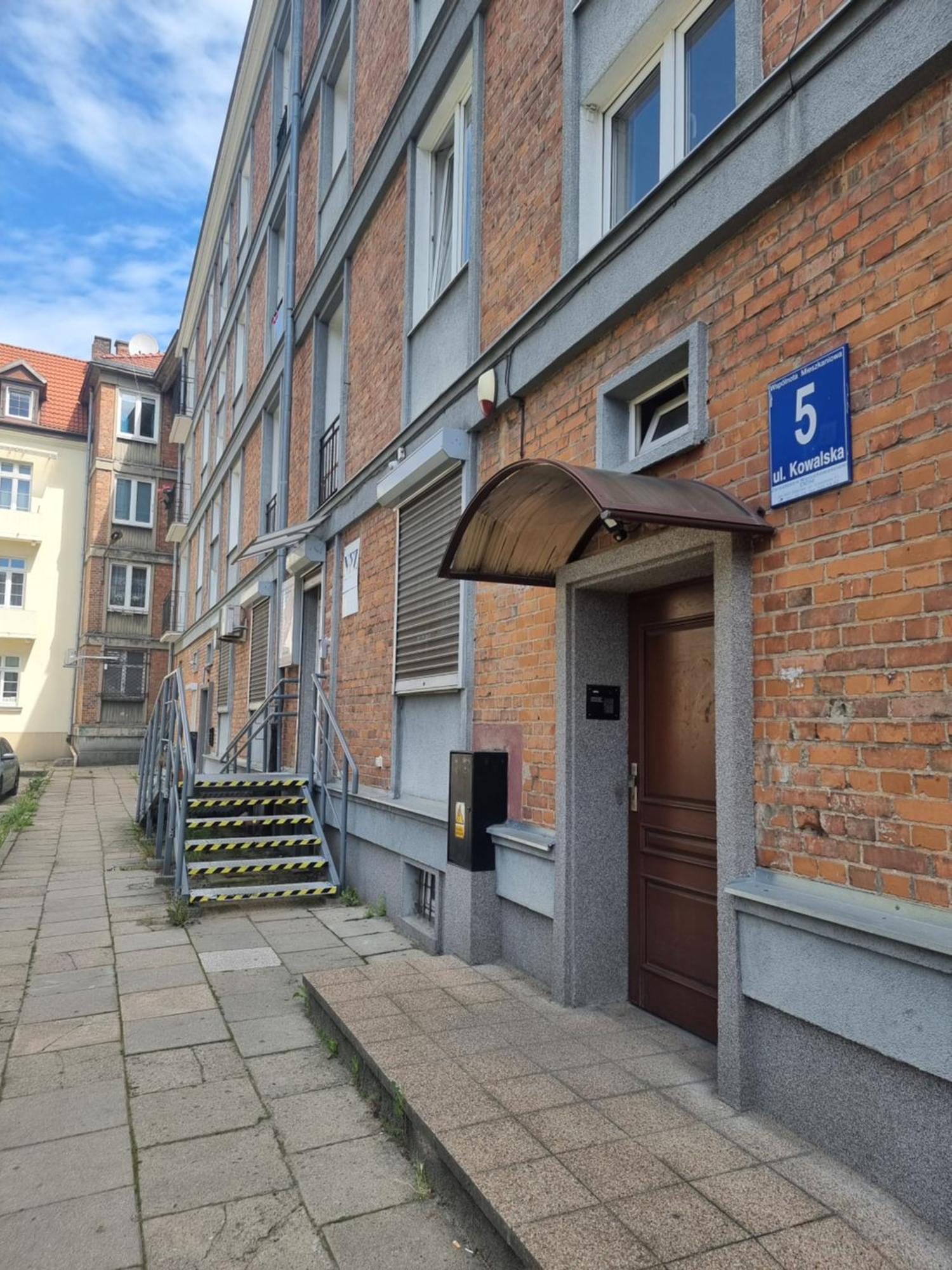 Ina Rent Kowalska Gdansk Luaran gambar